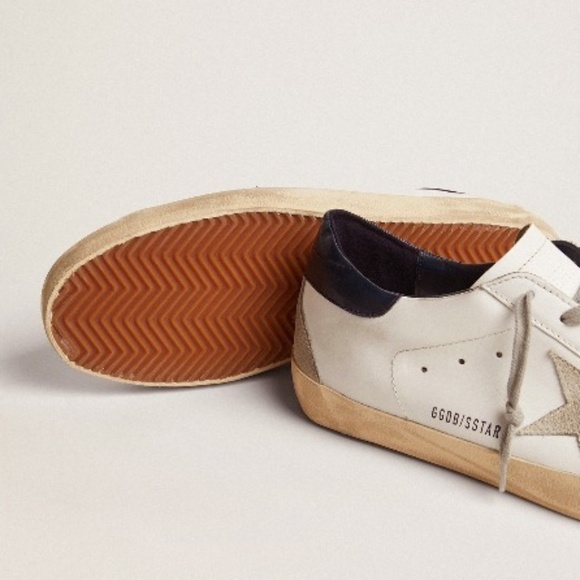 GOLDEN GOOSE - Men's Super Star Classic White/Ice/Black - MSRP $585.00 - BNIB - Picture 4 of 5